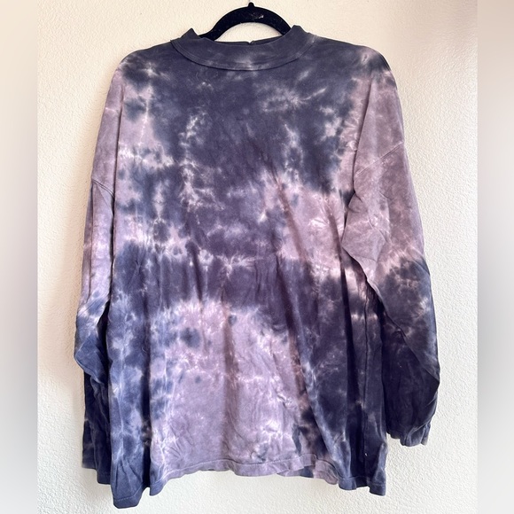 Free People Be Free Tie Dye Tee / Charcoal Oversize Long Sleeve - Picture 3 of 5